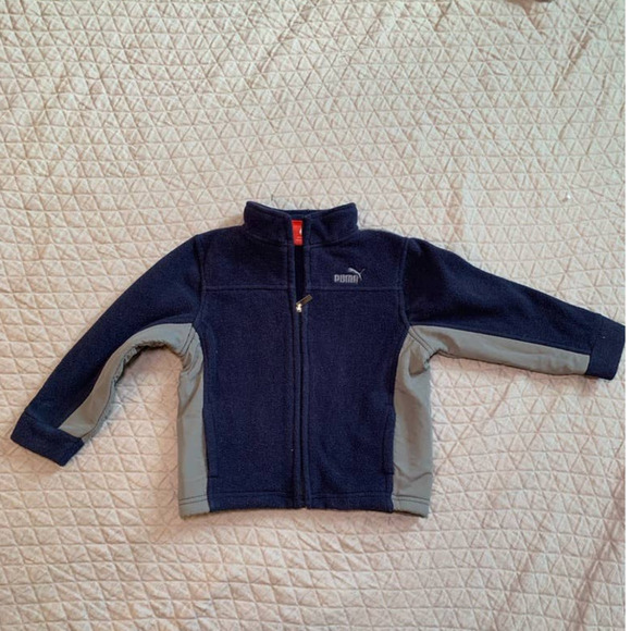 5/ $25 𝅺PUMA Blue and Gray Fleece Jacket 24M - Picture 2 of 8